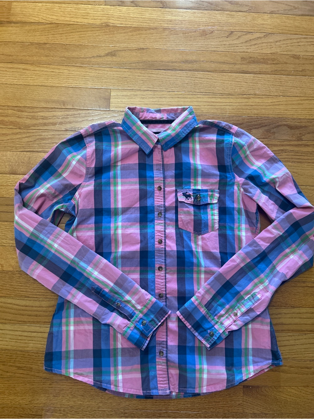 Abercrombie & Fitch Button Down Shirt Women’s size L Pink Blue Plaid Long Sleeve